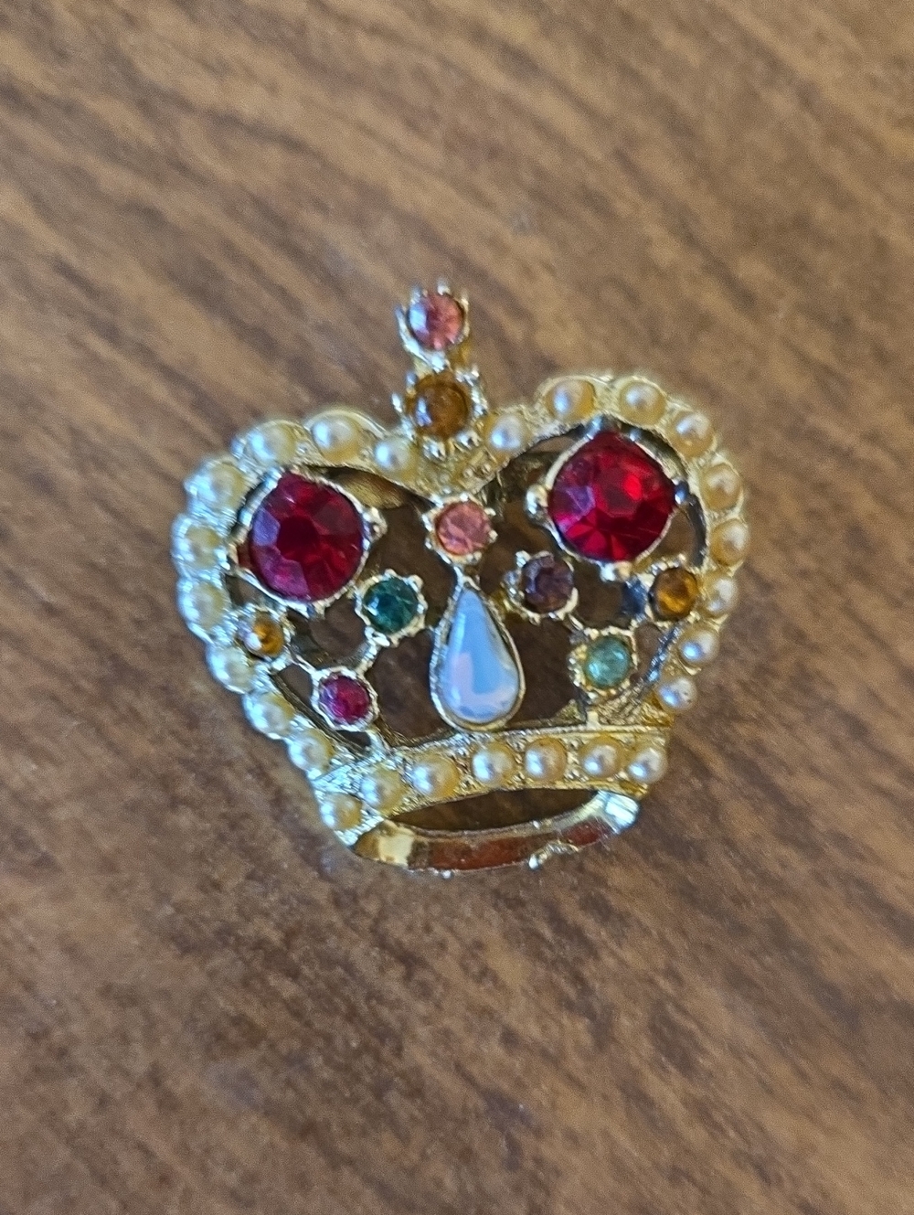 Vintage Crown Shaped Rhinestone Brooch - Gold Tone